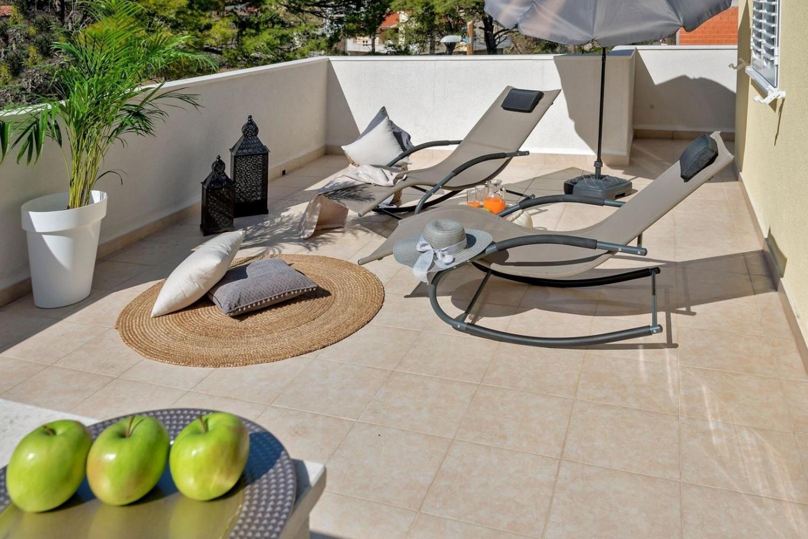 Villa Luxury Lelu With Heated Saltwater Pool, Parking, High Speed Internet, Bbq,